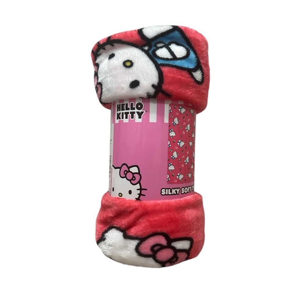 Hello Kitty Sweet Bug Throw Blanket NEW Silk Soft Touch 46” X 60” Pink Bows Bees